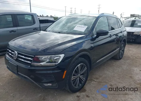 2018 Volkswagen Tiguan 2.0T Se/2.0T Sel z USA, uszkodzony, nr VIN 3VV3B7AX3JM015202